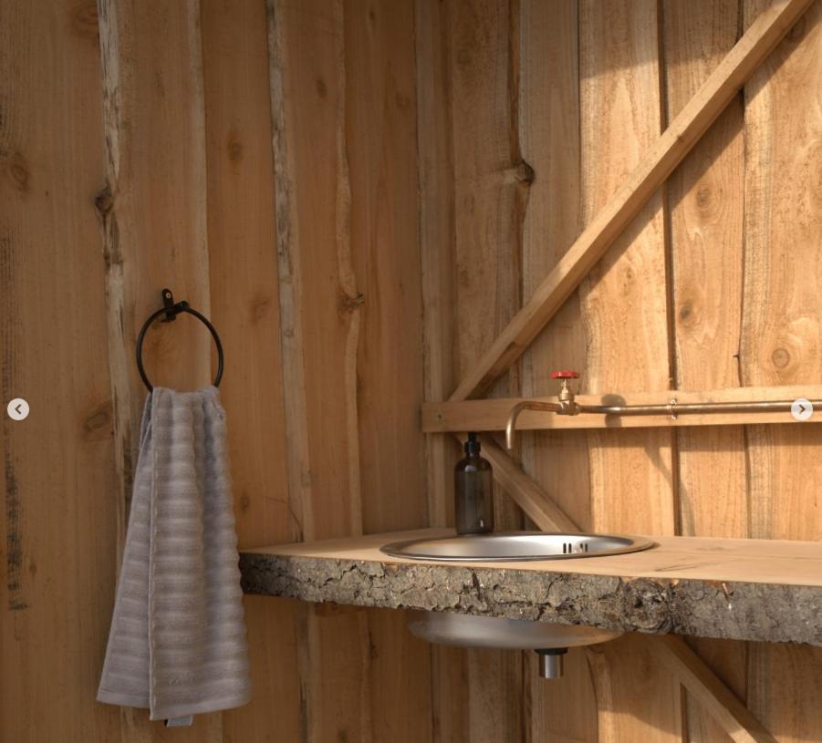Trevena Cross Glamping & Camping Хелстон Экстерьер фото