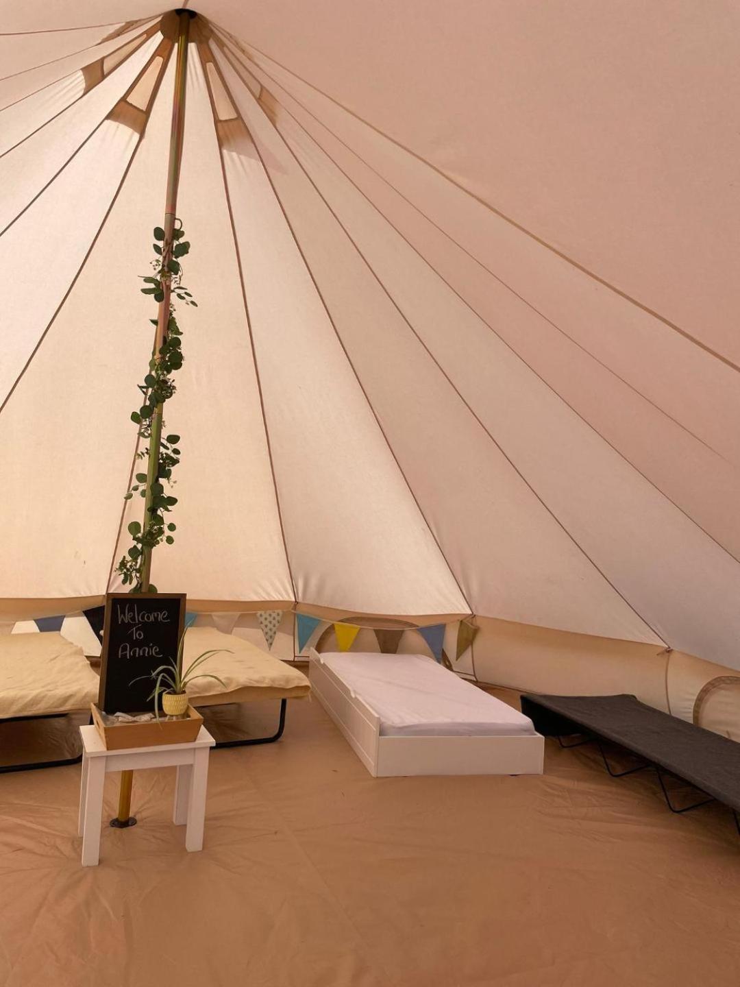 Trevena Cross Glamping & Camping Хелстон Экстерьер фото