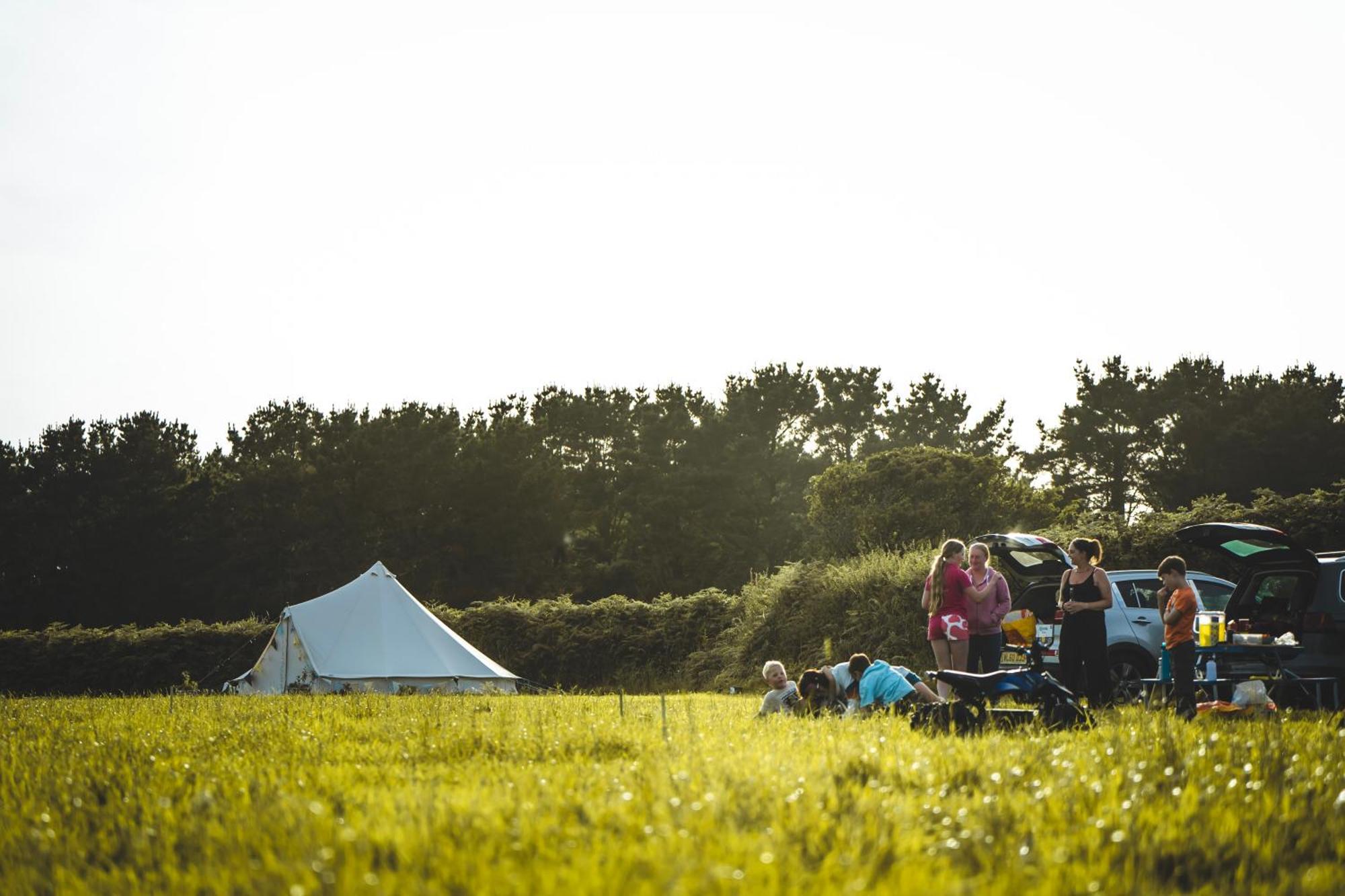 Trevena Cross Glamping & Camping Хелстон Экстерьер фото