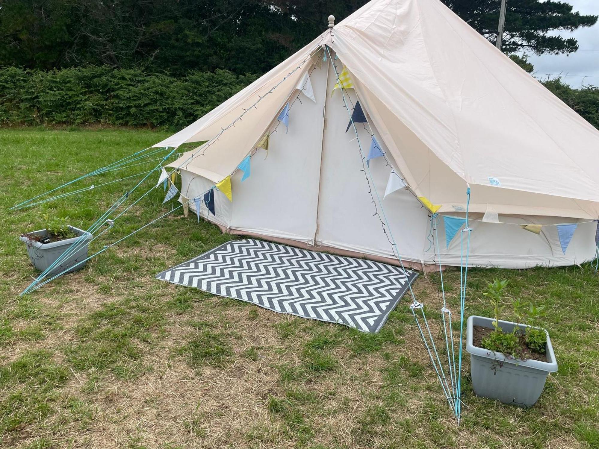Trevena Cross Glamping & Camping Хелстон Экстерьер фото